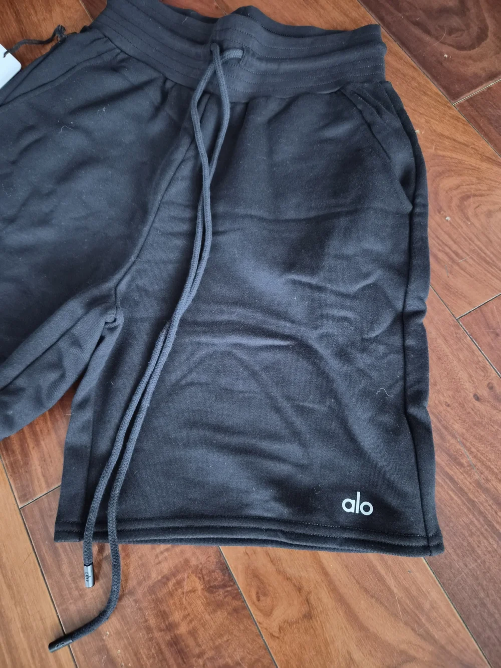 NWT Alo Yoga High-Waist Easy Sweat Short Black XS